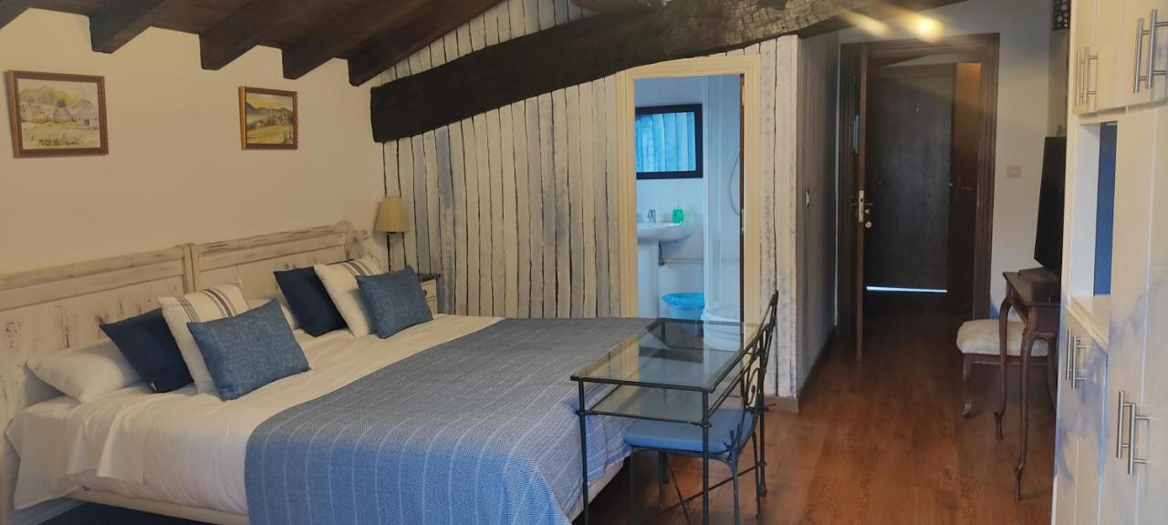 Hostal Mendaurpe Ituren Eksteriør billede